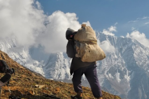 sherpa culture trek langs de everest trail 13